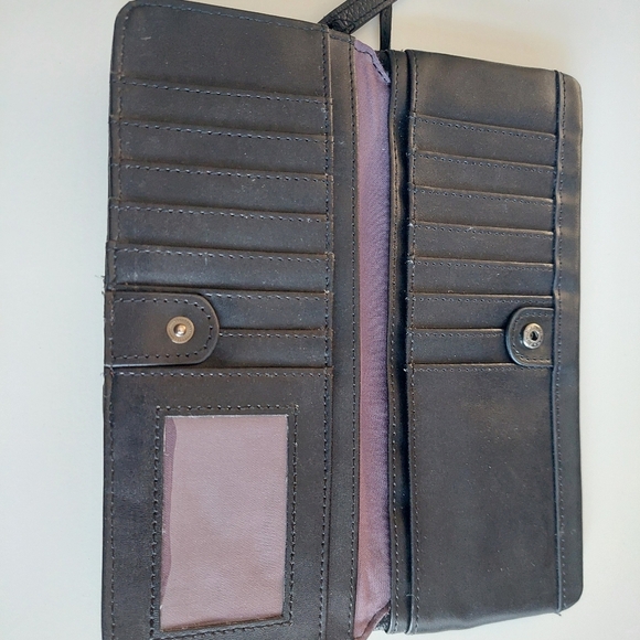 Kooba Leather Wallet Bi-Fold Black Credit Card Holder ( Bag C) - Picture 4 of 6